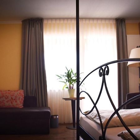 Landhotel Zur Post Бад-Кёниг Экстерьер фото