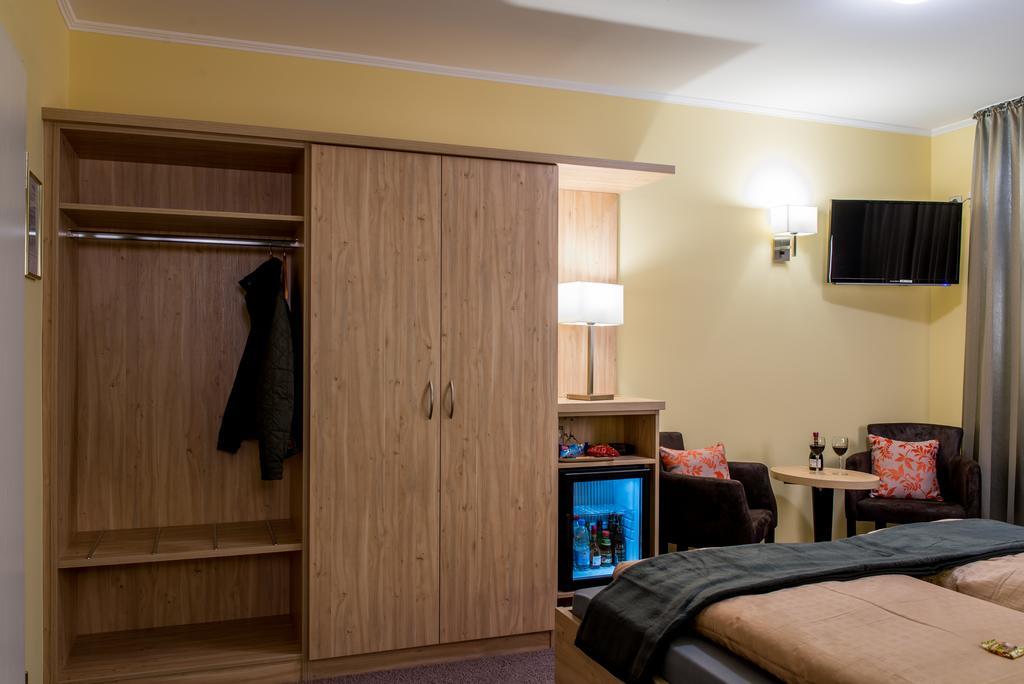 Landhotel Zur Post Бад-Кёниг Номер фото